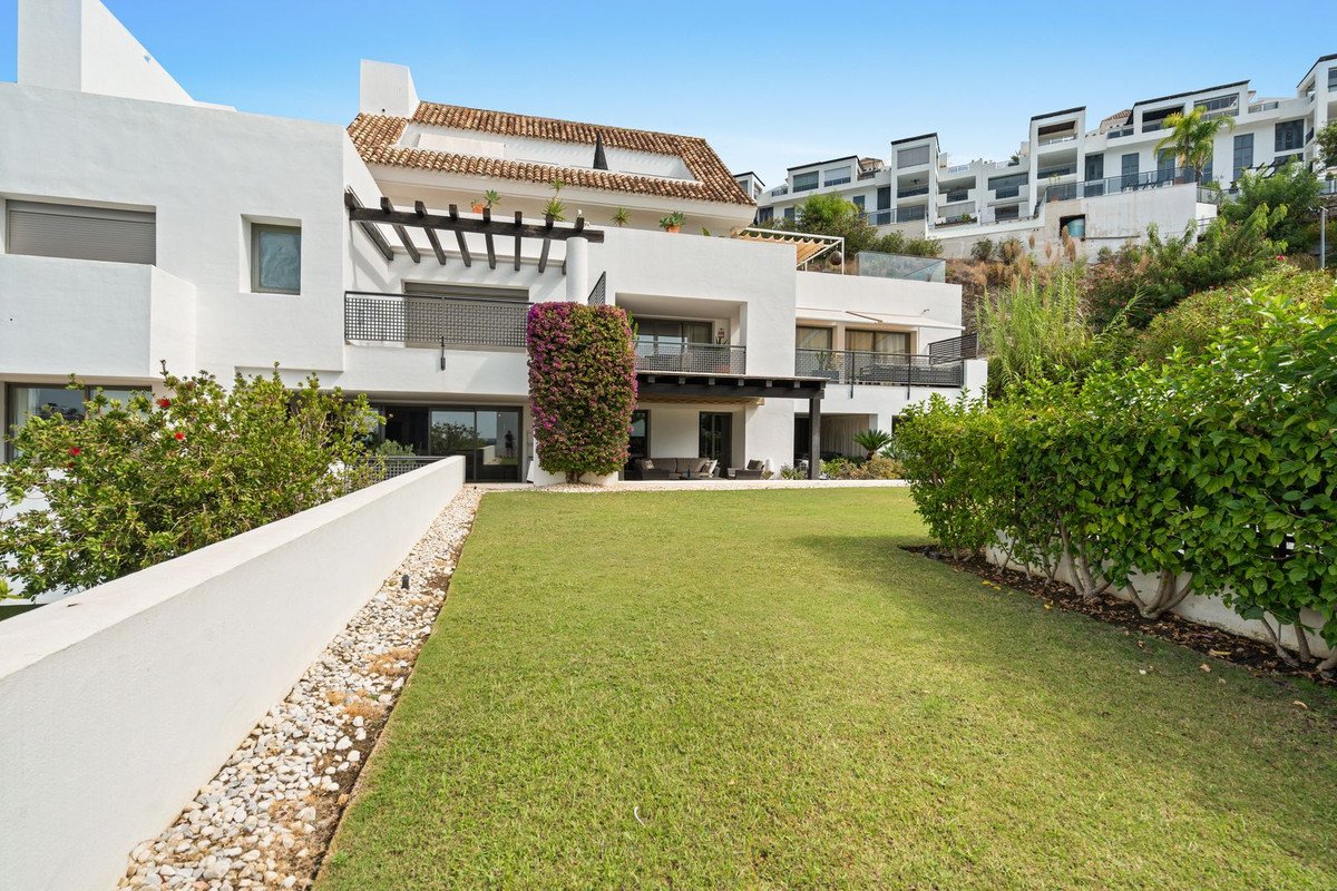 3 Bed Ground Floor Apartment in Los Flamingos