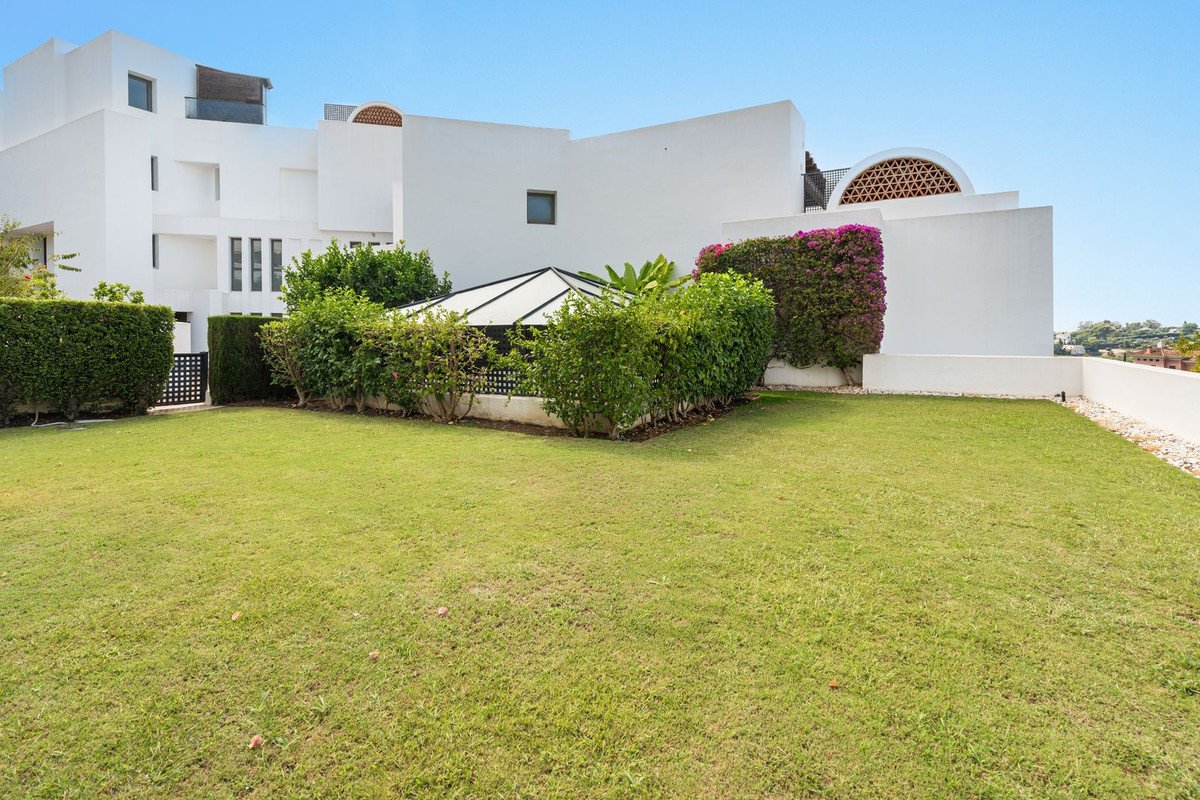 3 Bed Ground Floor Apartment in Los Flamingos