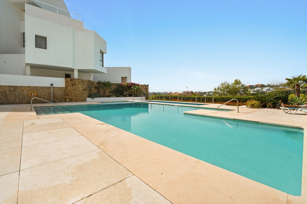 3 Bed Ground Floor Apartment in Los Flamingos