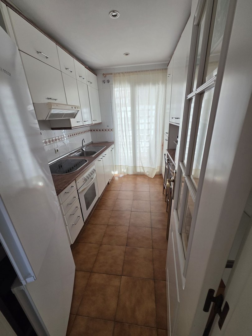 2 Bed Middle Floor Apartment in Puerto Banús
