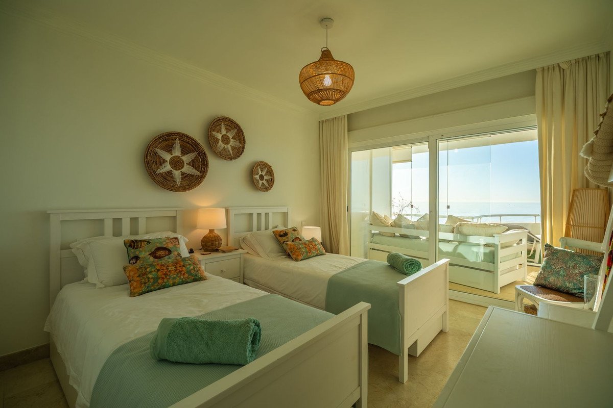 3 Bed Penthouse in Estepona