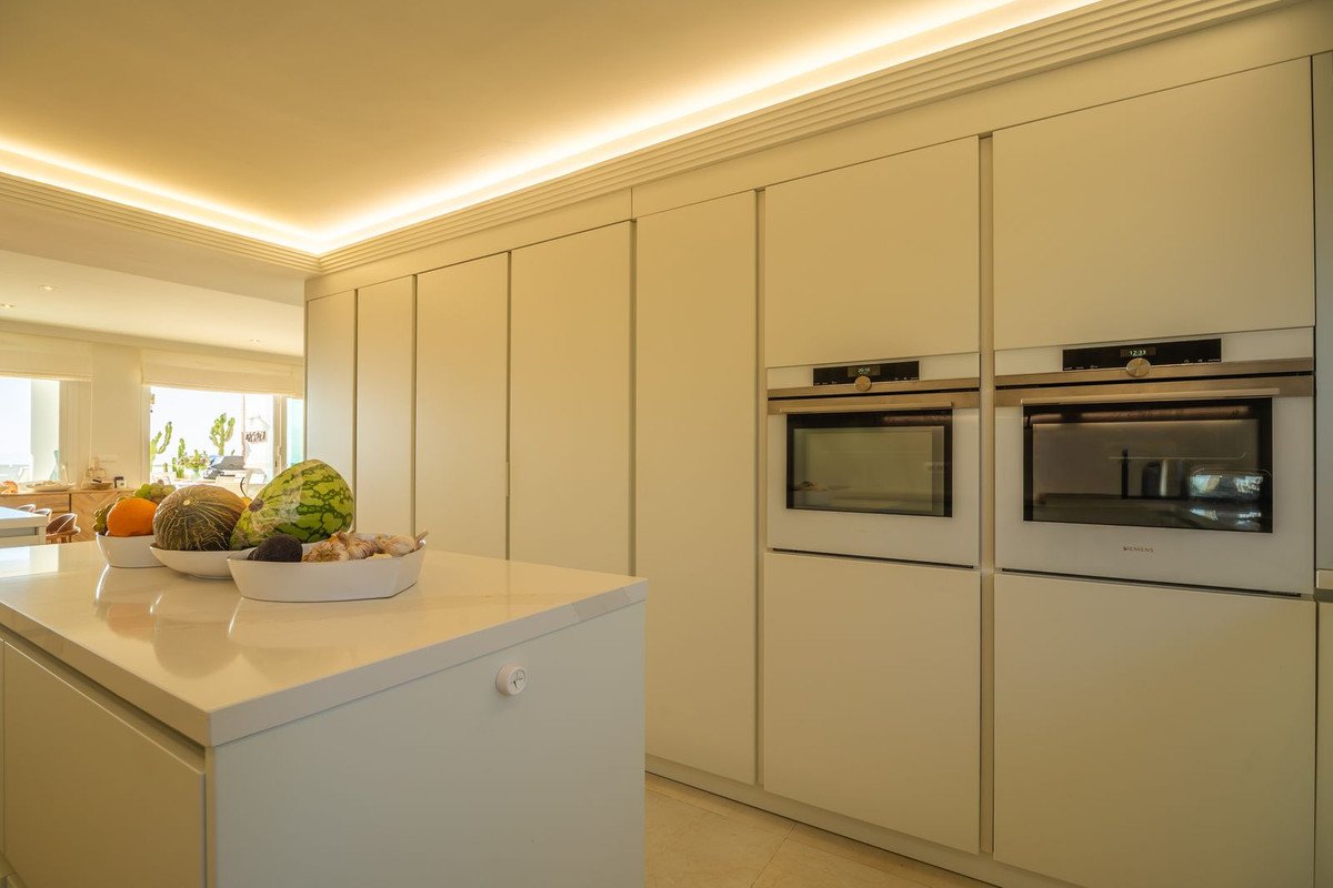 3 Bed Penthouse in Estepona