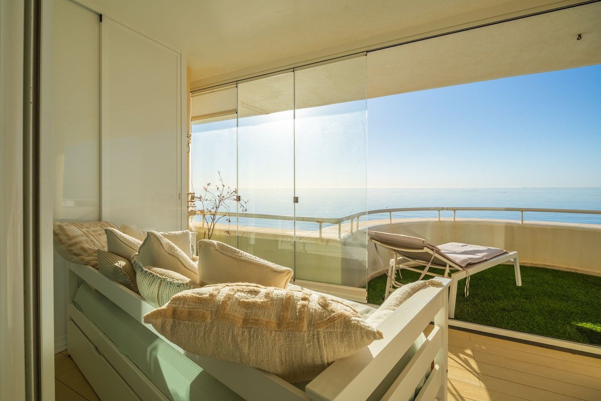 3 Bed Penthouse in Estepona