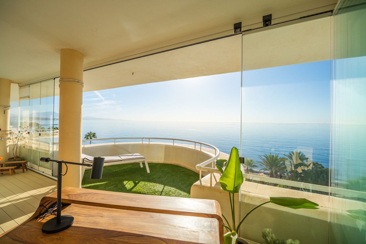 3 Bed Penthouse in Estepona
