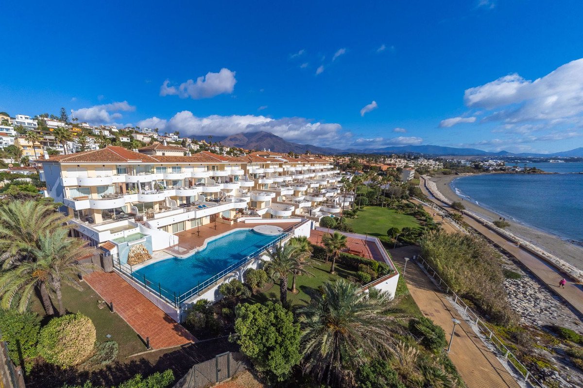 3 Bed Penthouse in Estepona