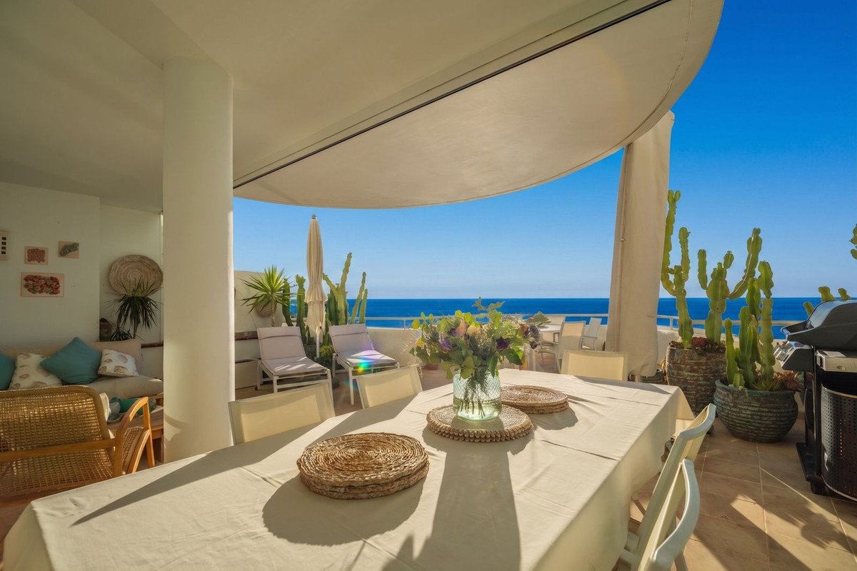 3 Bed Penthouse in Estepona