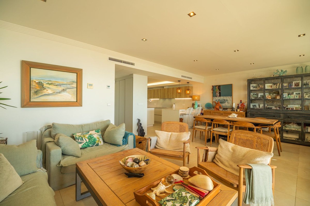 3 Bed Penthouse in Estepona