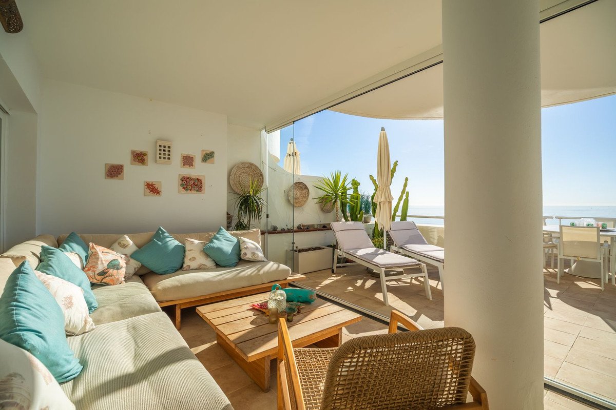 3 Bed Penthouse in Estepona