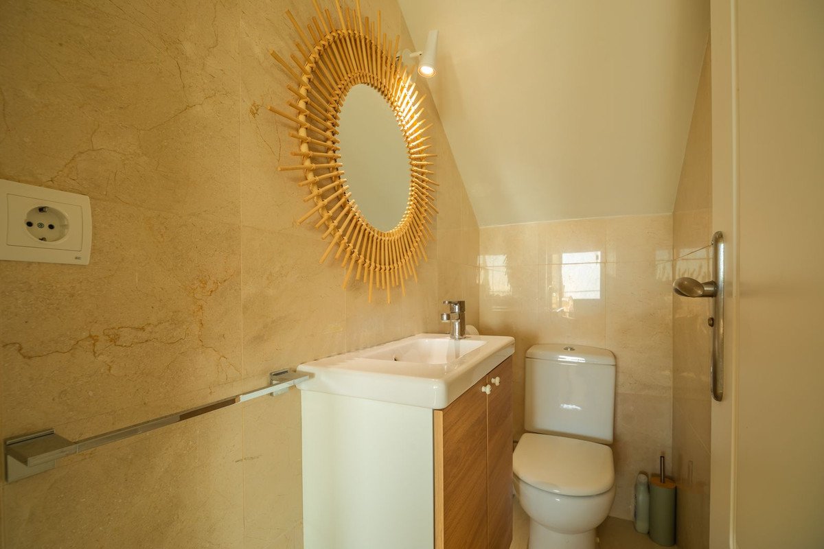 3 Bed Penthouse in Estepona
