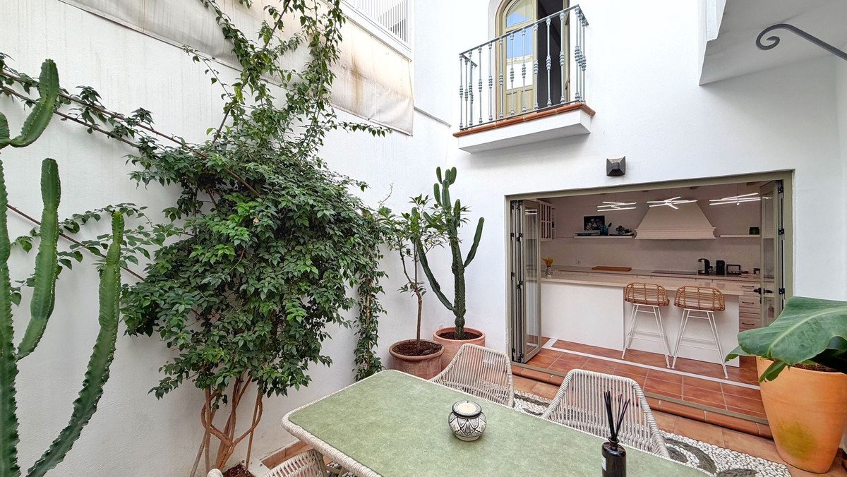 3 Bed Townhouse in Marbella