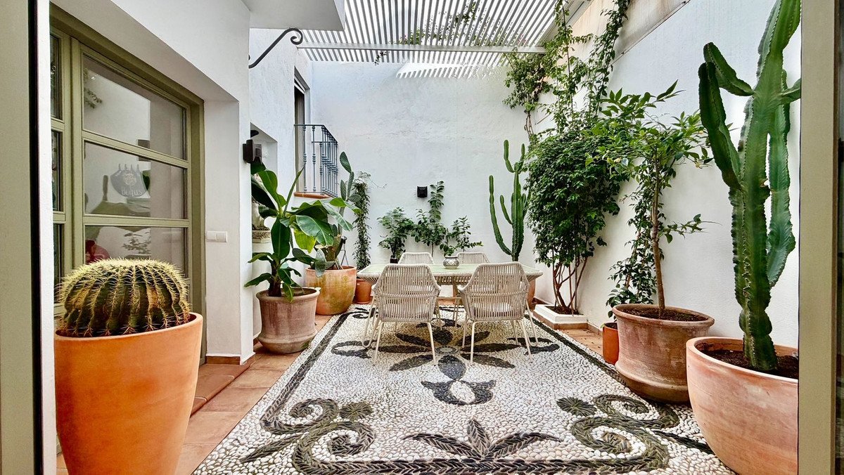 3 Bed Townhouse in Marbella