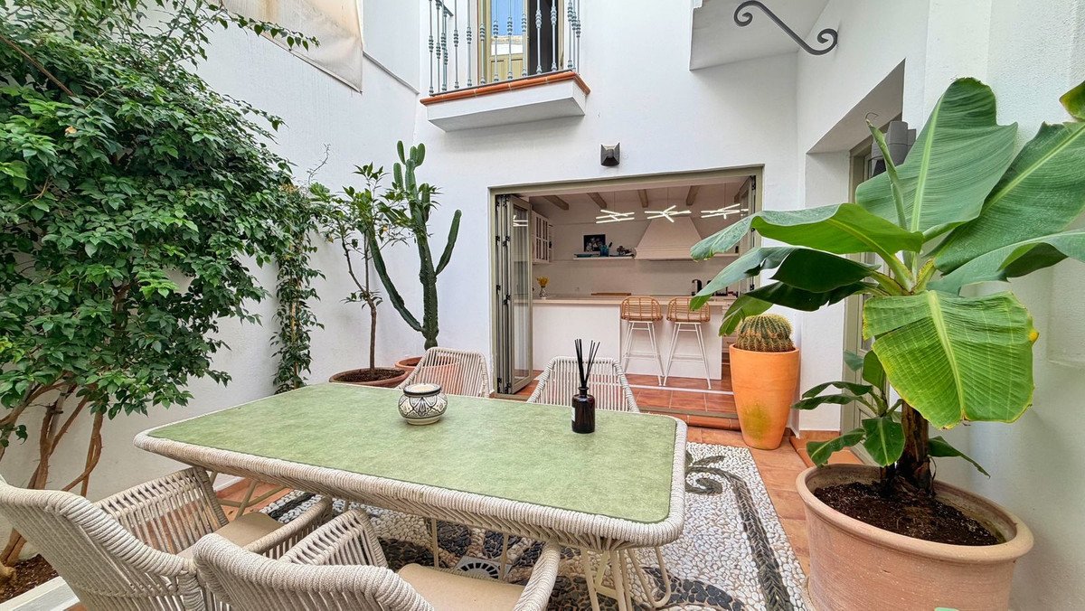3 Bed Townhouse in Marbella