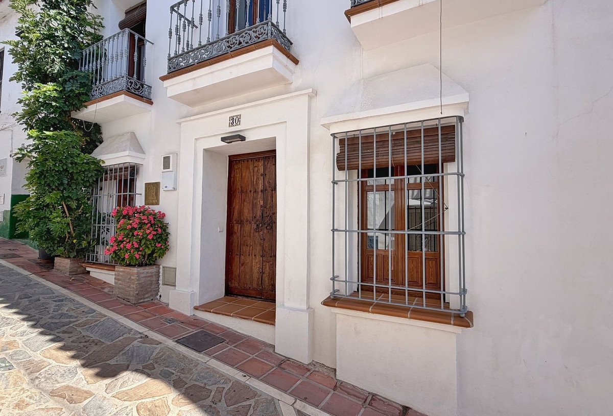 3 Bed Townhouse in Marbella
