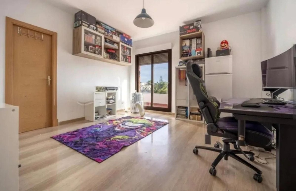 4 Bed Detached Villa in Guadalmina Baja