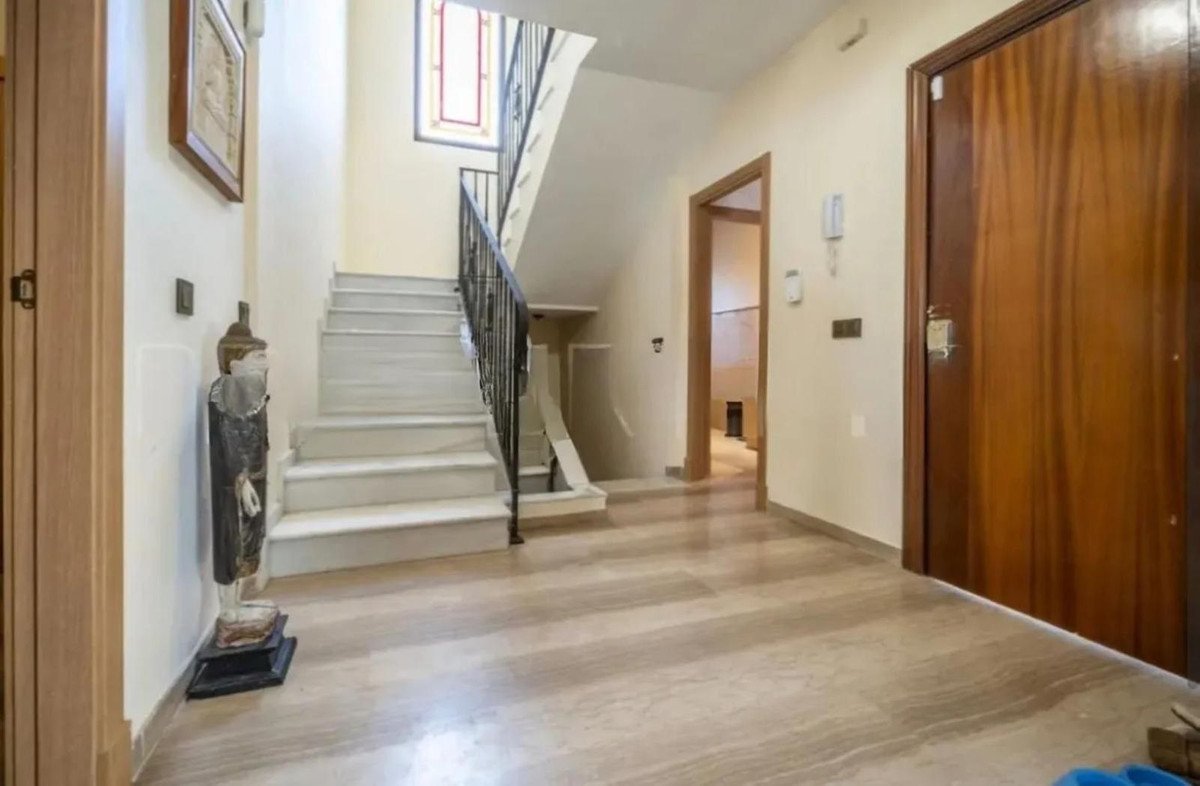 4 Bed Detached Villa in Guadalmina Baja