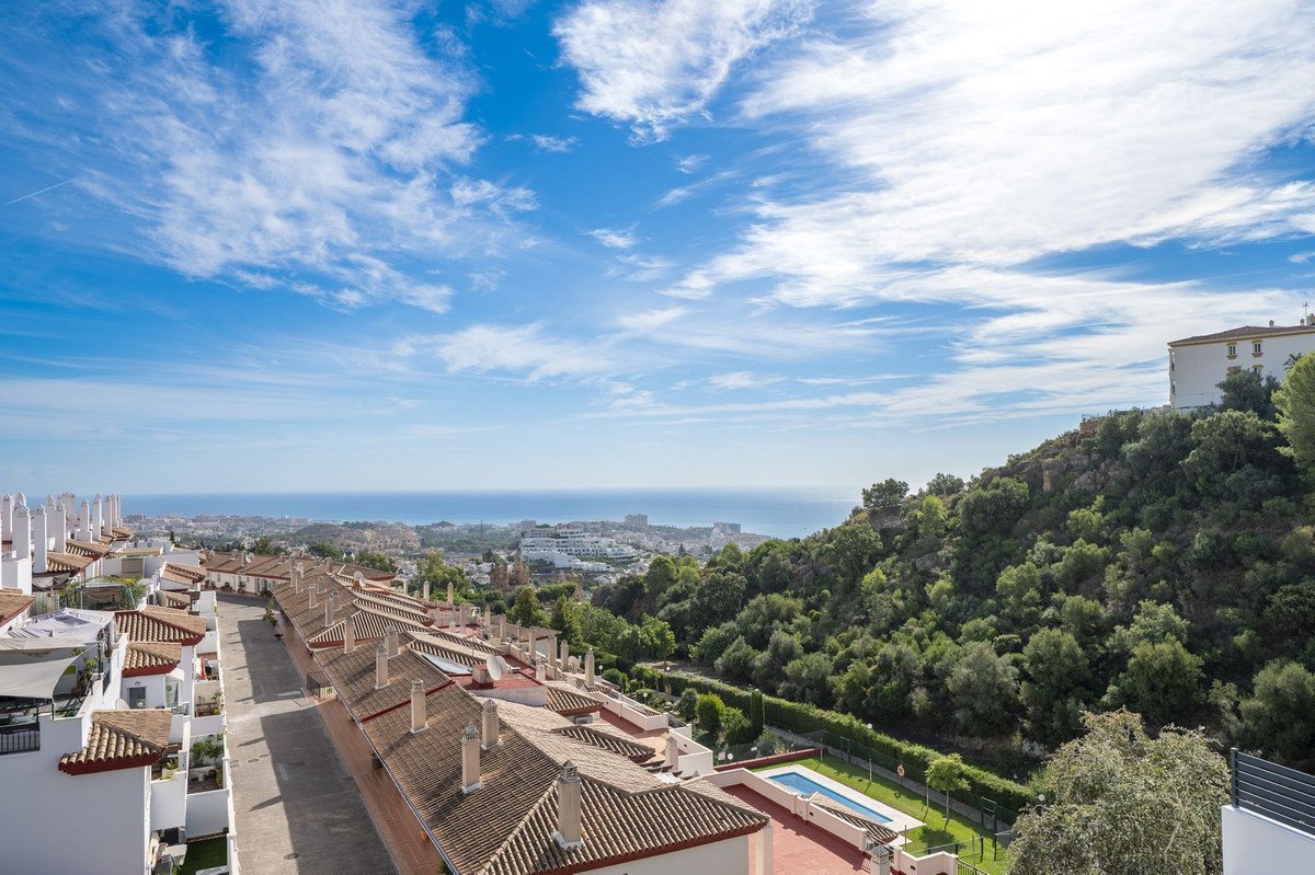 4 Bed Detached Villa in Benalmadena