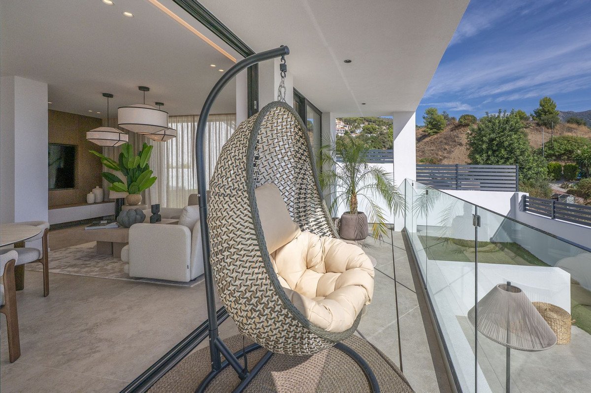4 Bed Detached Villa in Benalmadena