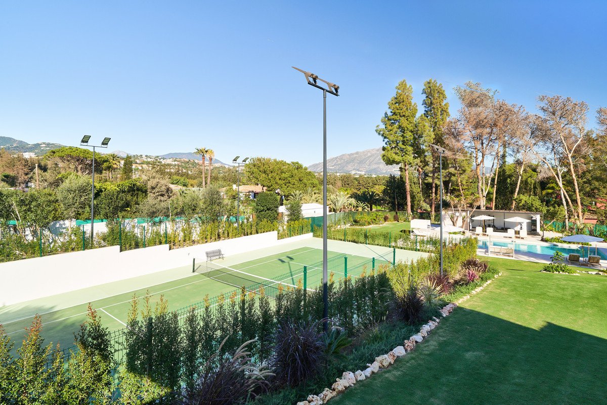 6 Bed Detached Villa in San Pedro de Alcántara