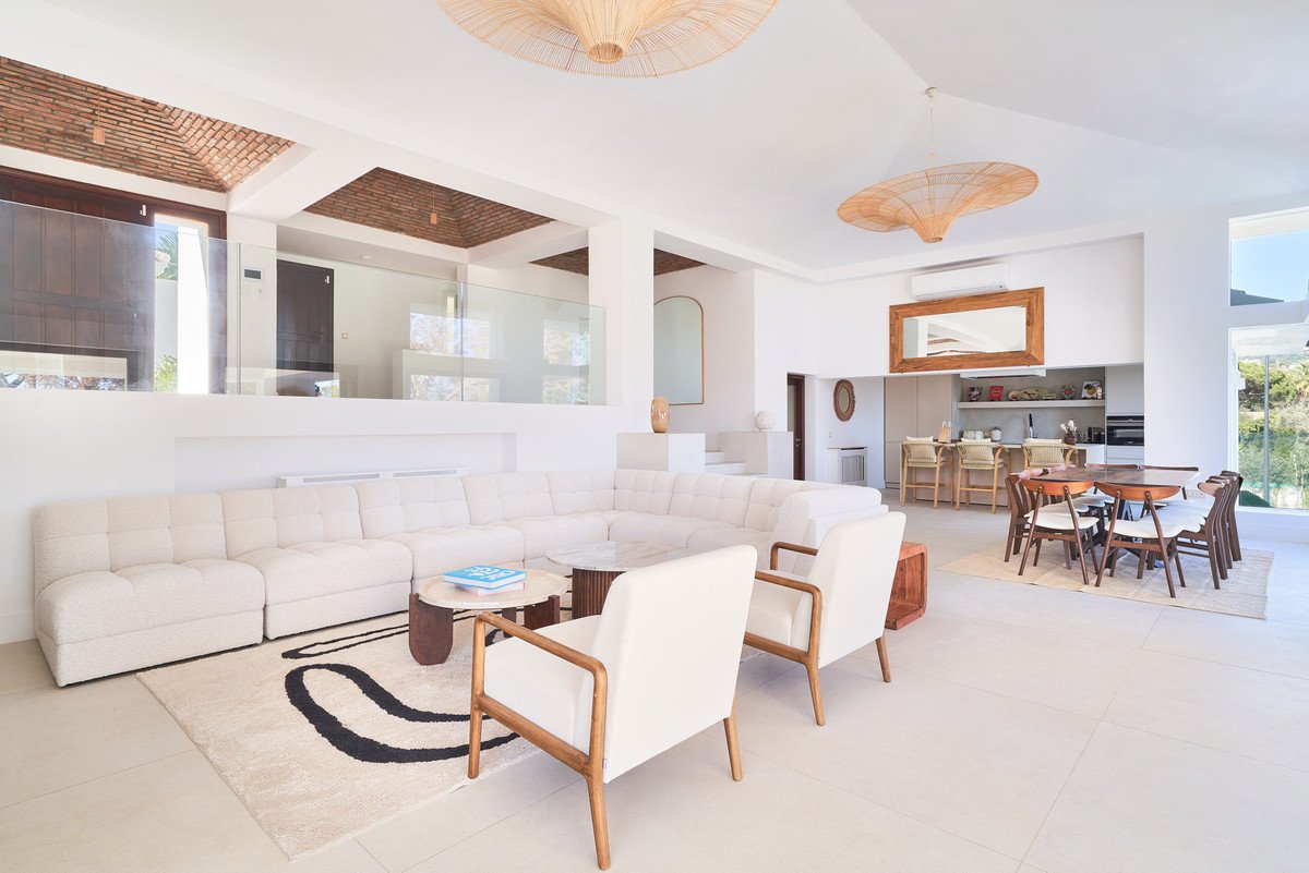 6 Bed Detached Villa in San Pedro de Alcántara