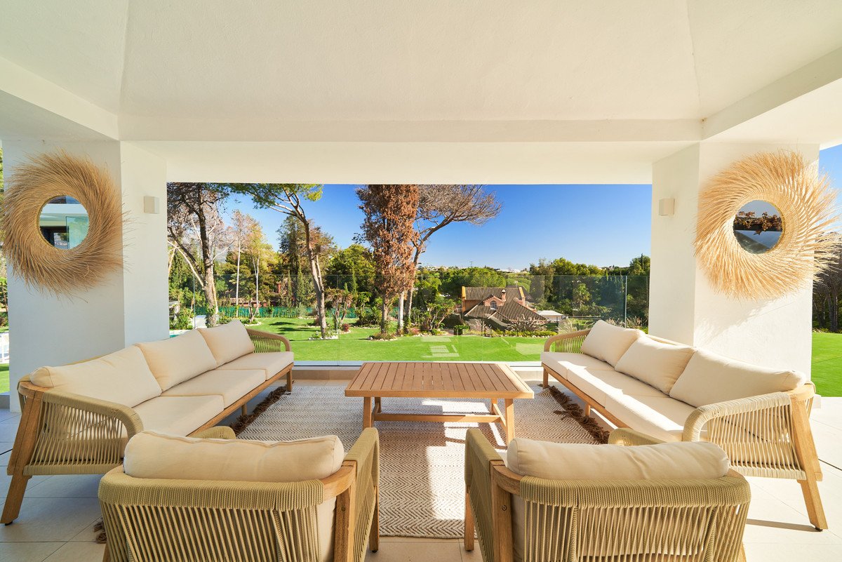 6 Bed Detached Villa in San Pedro de Alcántara
