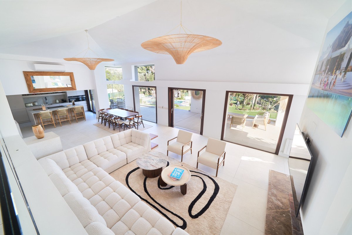 6 Bed Detached Villa in San Pedro de Alcántara