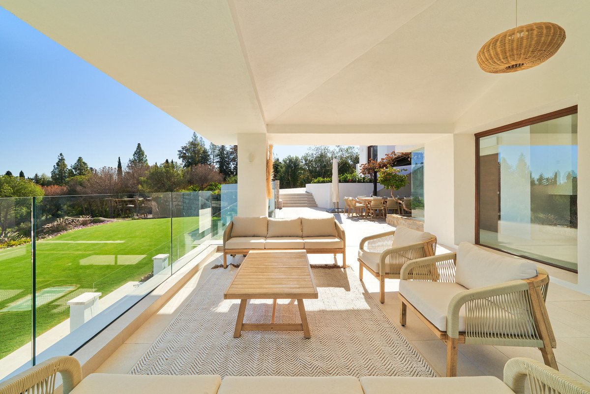 6 Bed Detached Villa in San Pedro de Alcántara