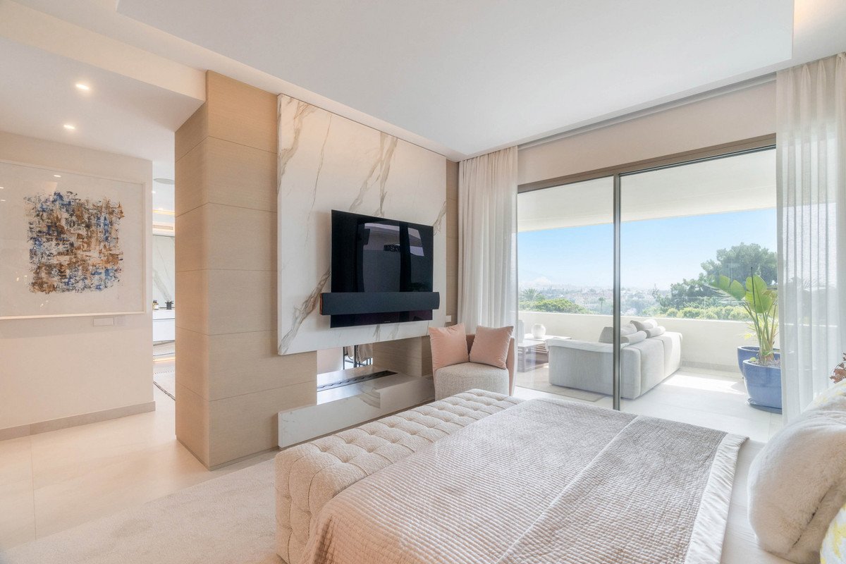 4 Bed Detached Villa in Nueva Andalucía
