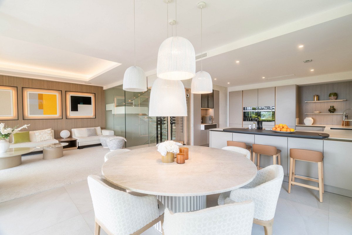 4 Bed Detached Villa in Nueva Andalucía