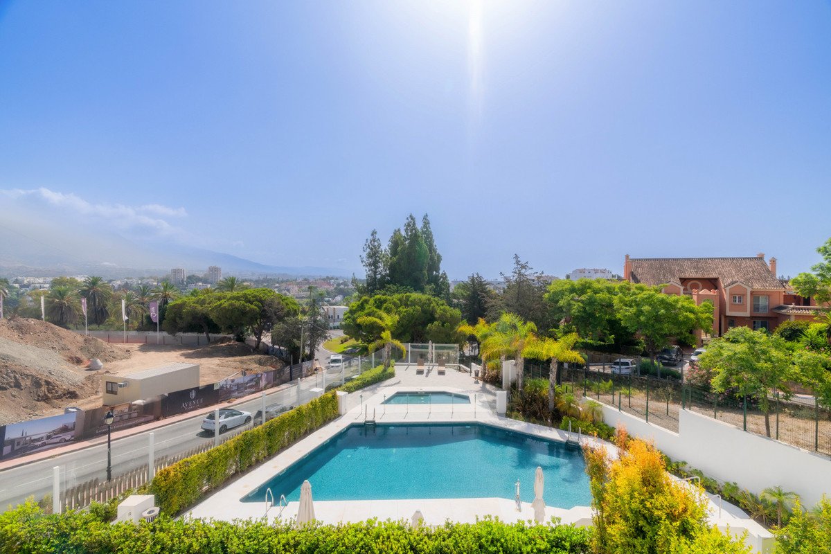4 Bed Detached Villa in Nueva Andalucía
