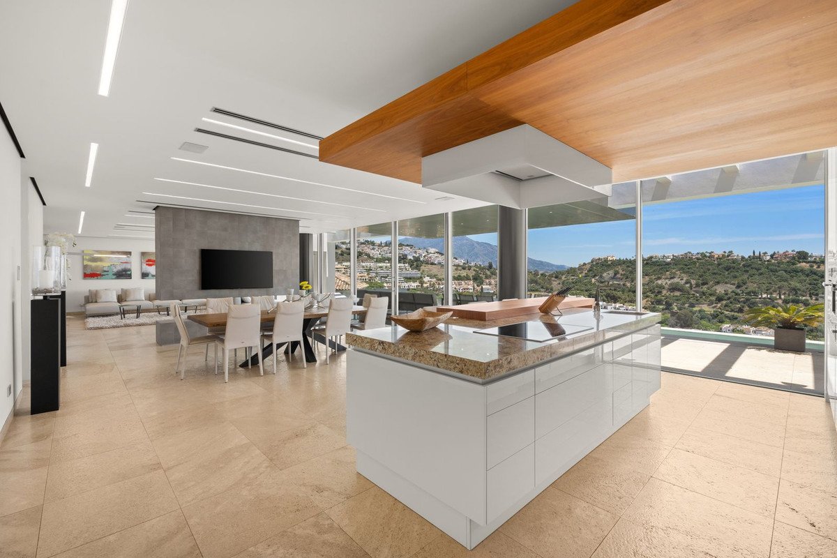 4 Bed Detached Villa in Los Arqueros