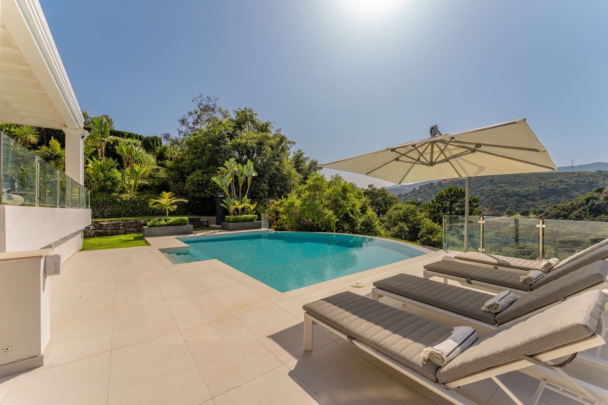 6 Bed Detached Villa in La Zagaleta