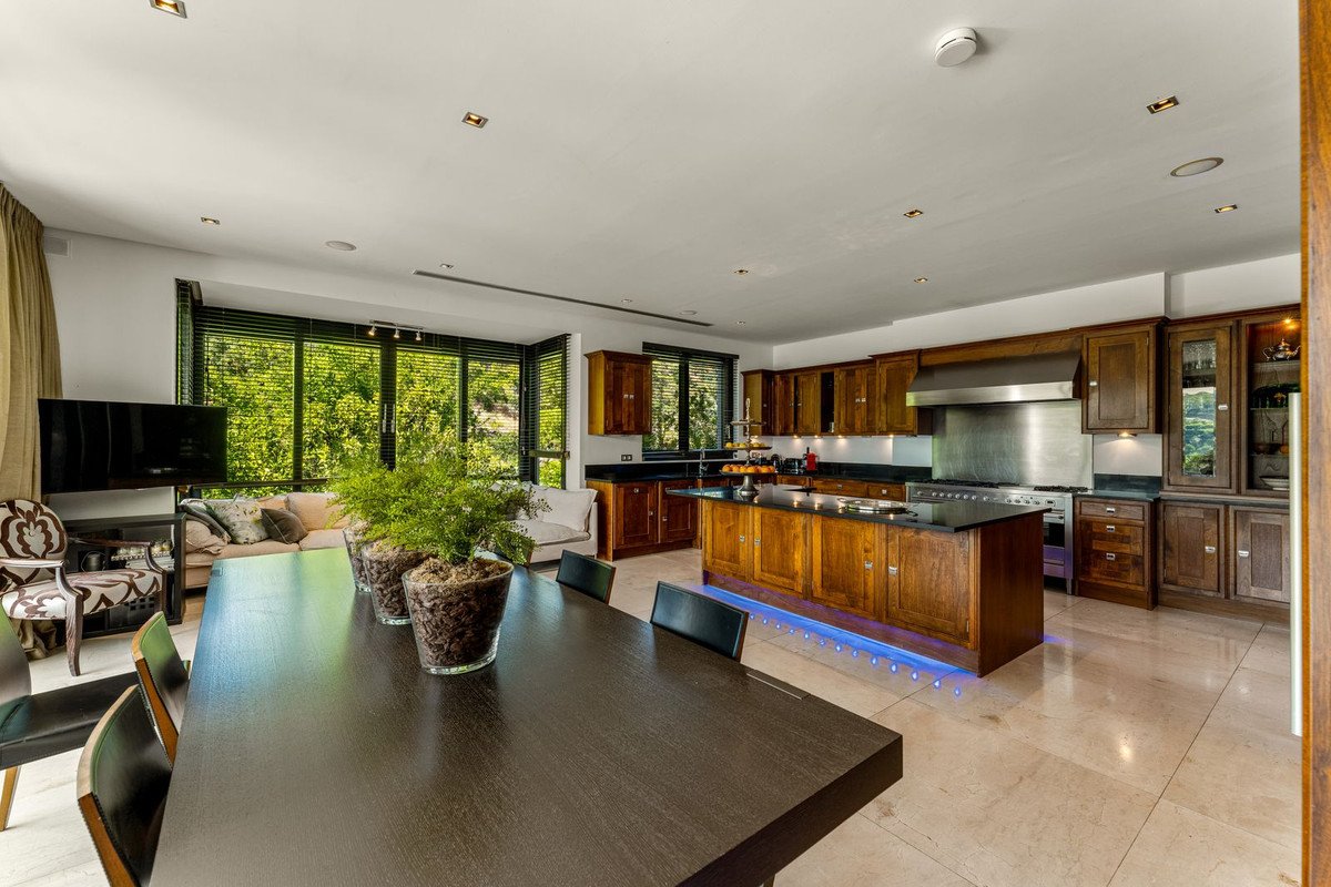 6 Bed Detached Villa in La Zagaleta