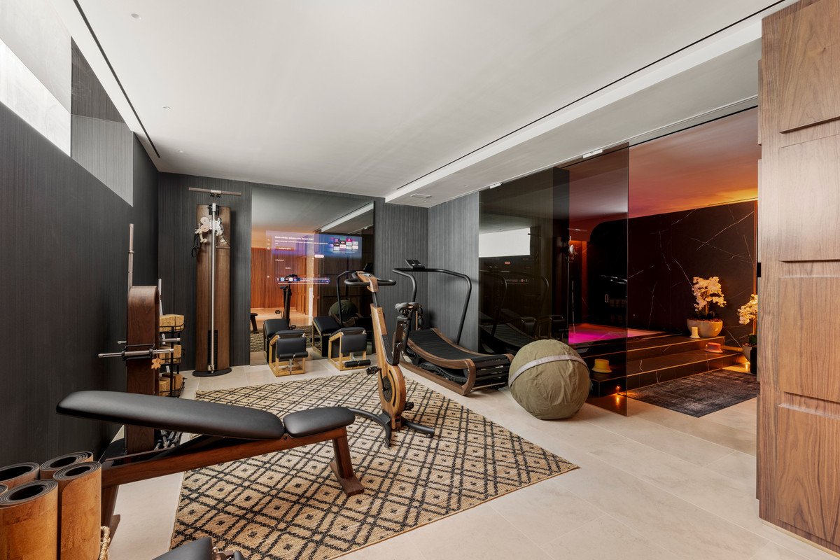 6 Bed Detached Villa in Sotogrande