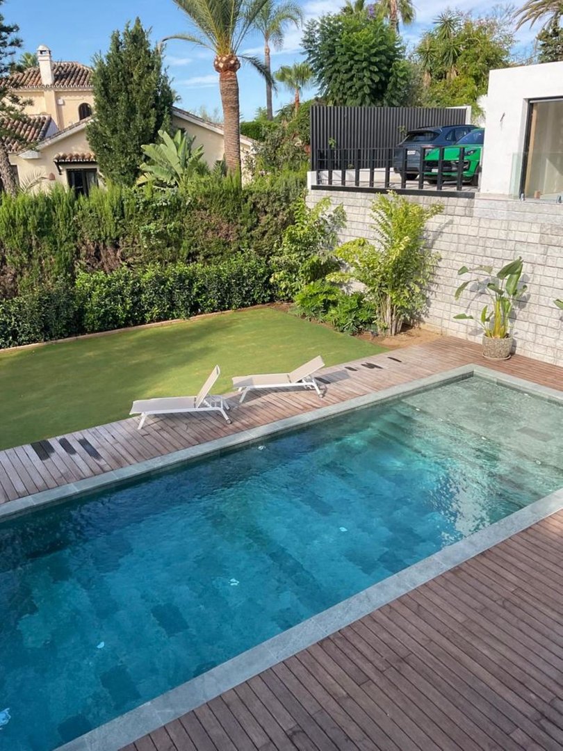 5 Bed Detached Villa in El Rosario