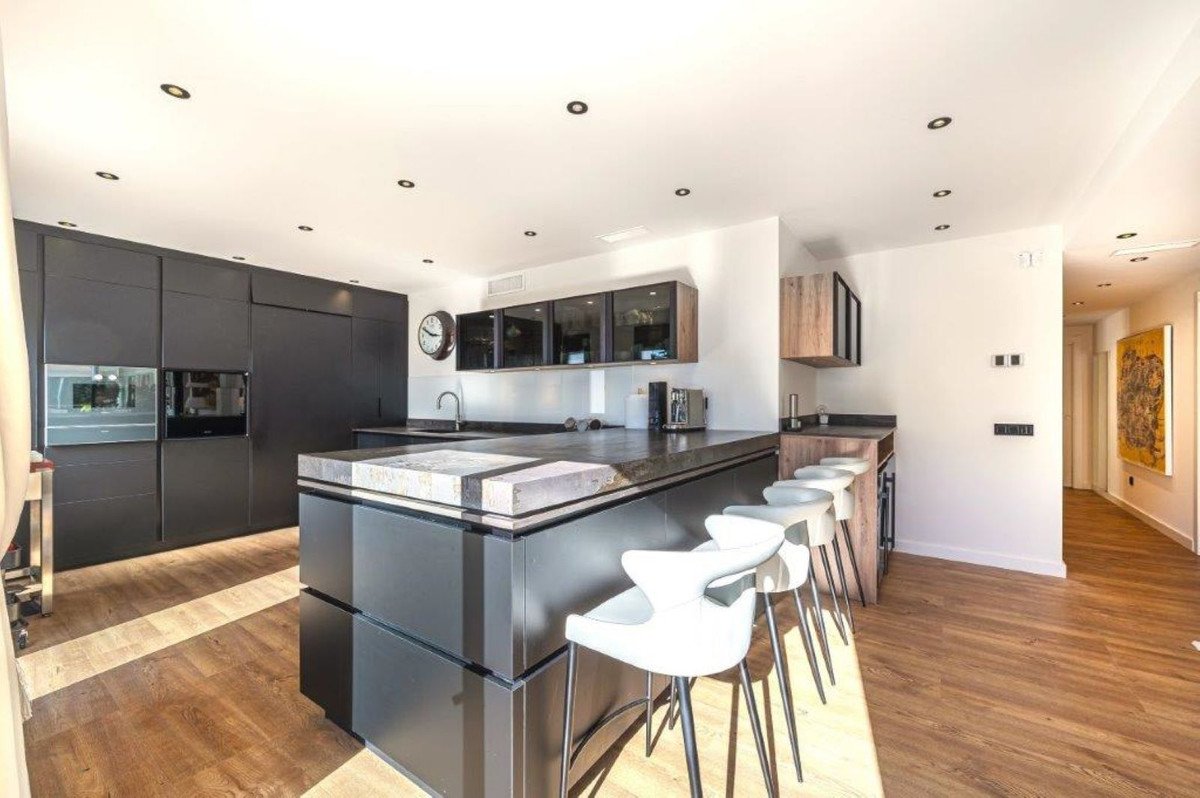 5 Bed Detached Villa in El Rosario