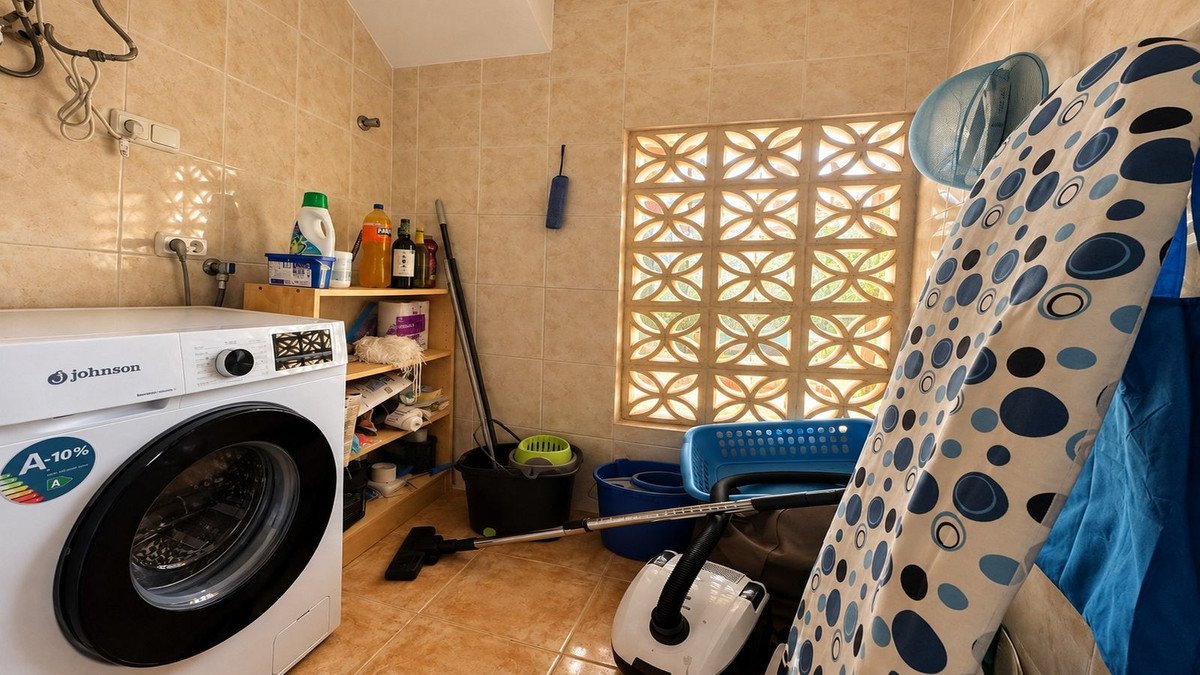2 Bed Ground Floor Apartment in San Miguel de Salinas