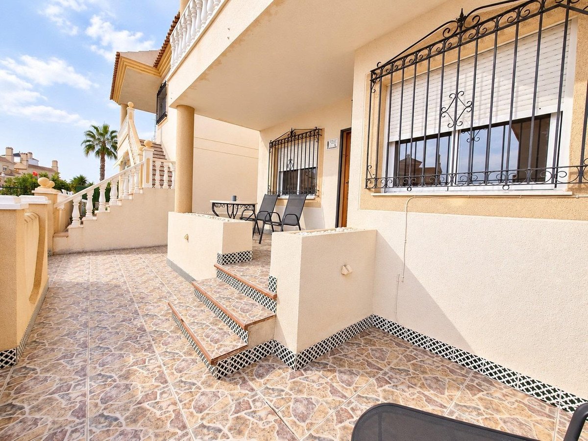 2 Bed Bungalow in La Zenia