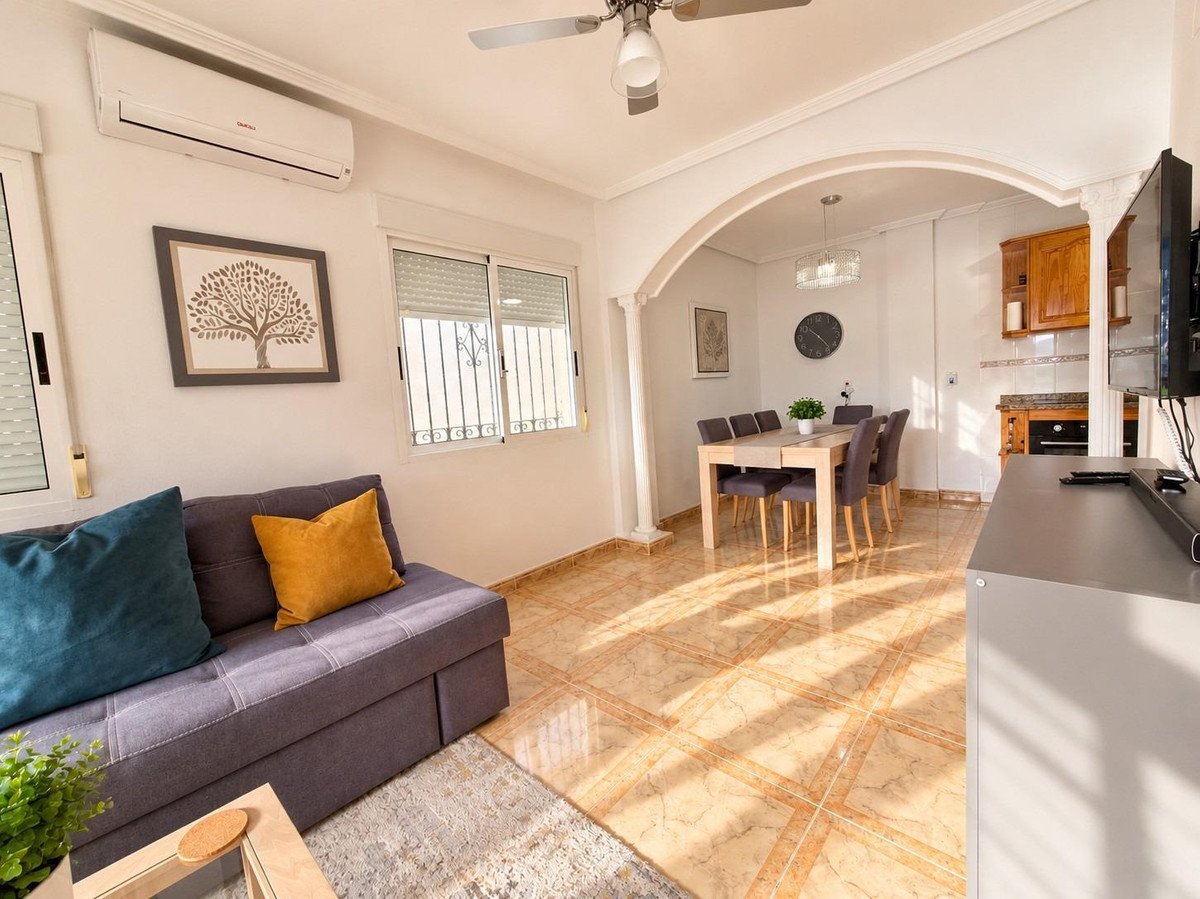 2 Bed Bungalow in La Zenia