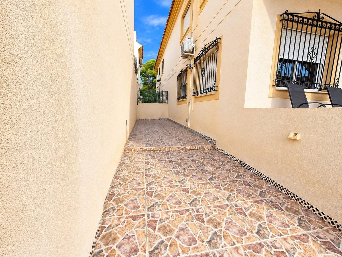 2 Bed Bungalow in La Zenia