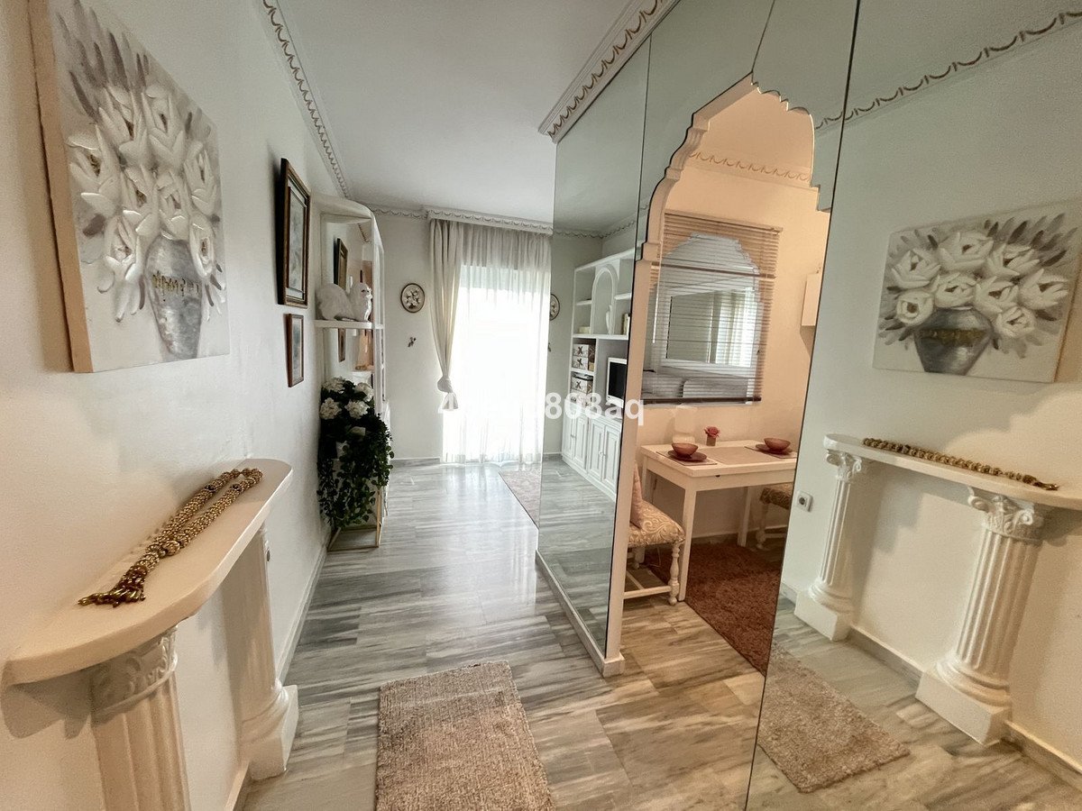 Middle Floor Studio in El Rosario