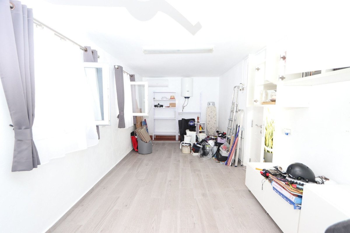 3 Bed Semi-Detached House in La Florida