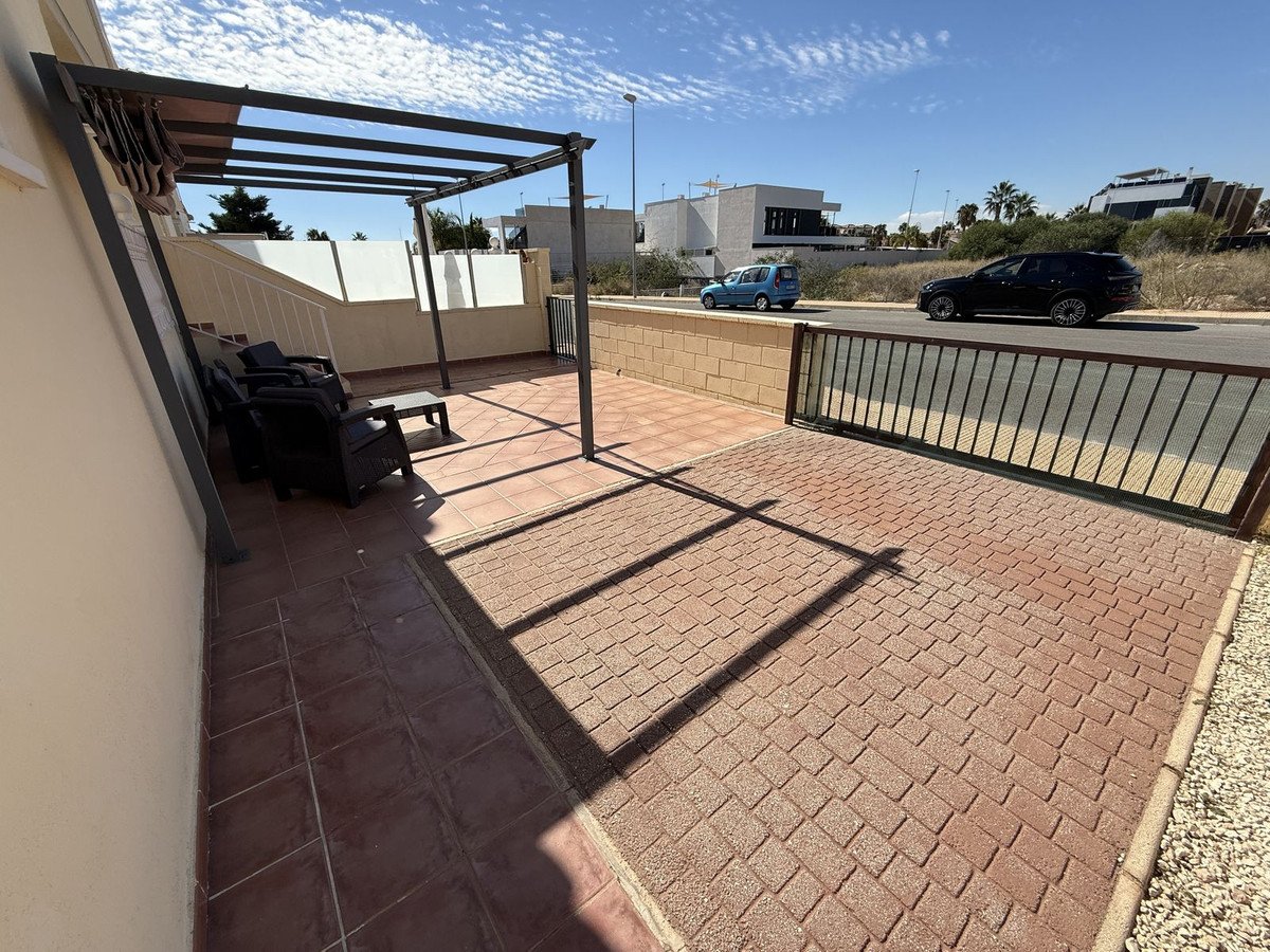 4 Bed Detached Villa in Lomas de Cabo Roig