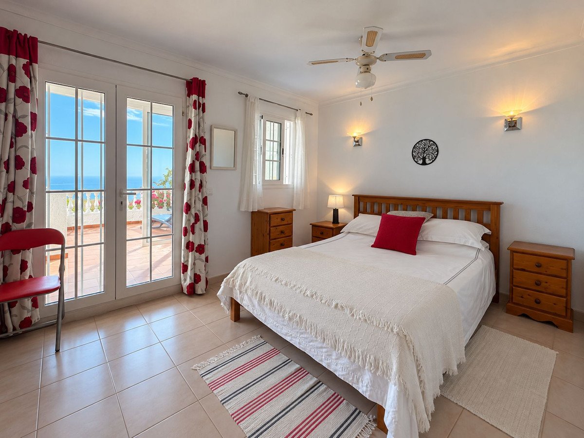 2 Bed Townhouse in Nerja