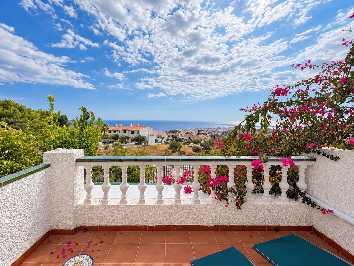 2 Bed Townhouse in Nerja