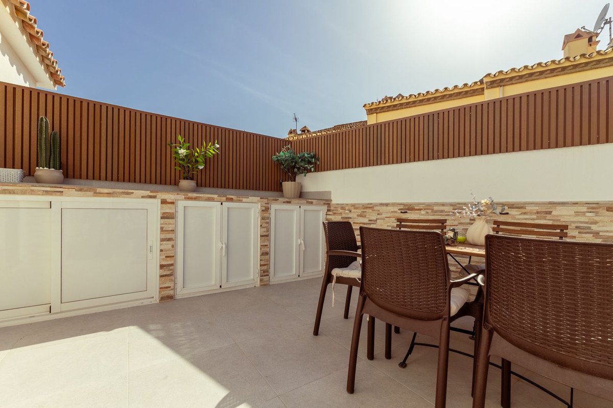 3 Bed Townhouse in El Coto