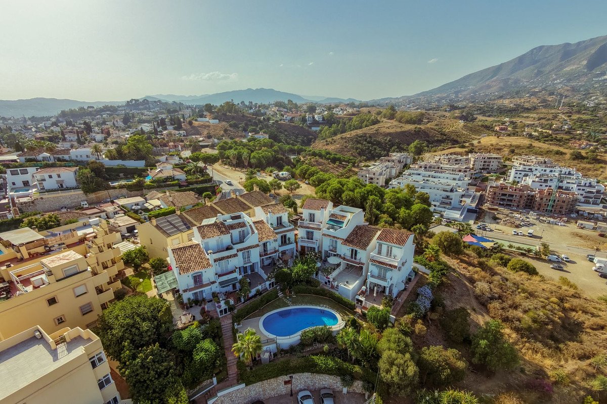 3 Bed Townhouse in El Coto
