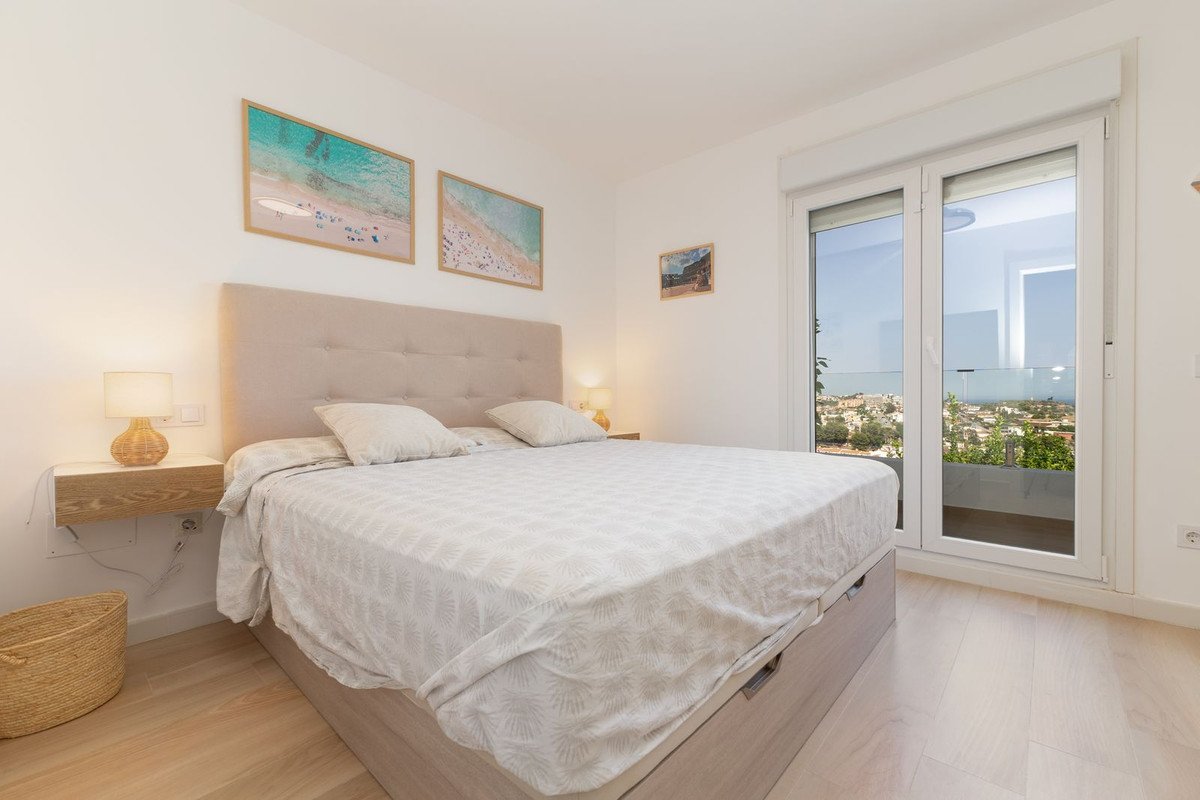 3 Bed Townhouse in El Coto