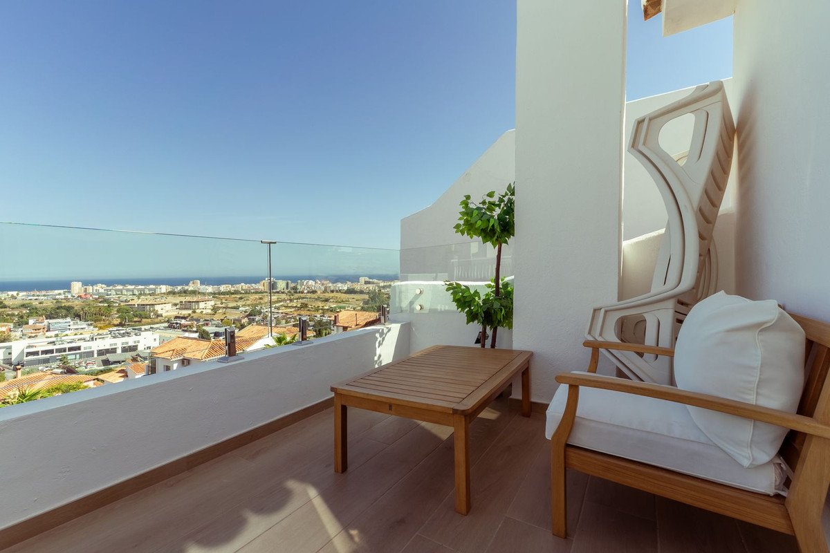 3 Bed Townhouse in El Coto