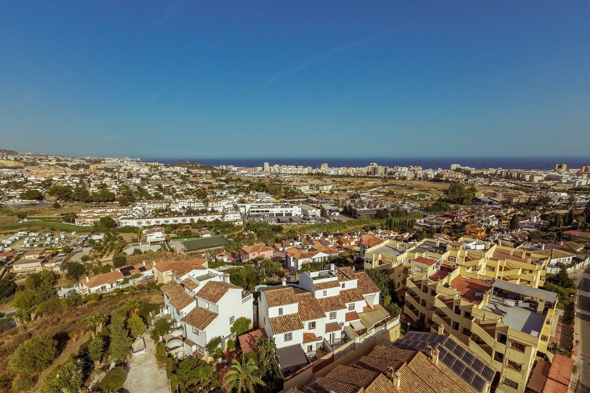 3 Bed Townhouse in El Coto