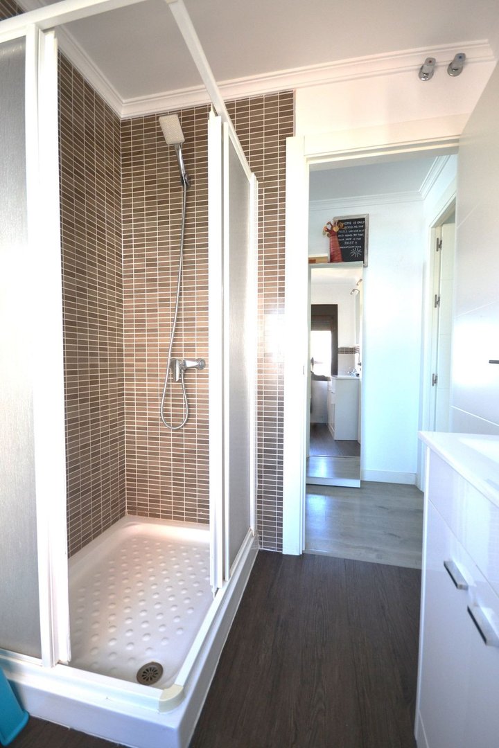 4 Bed Middle Floor Apartment in Torremolinos